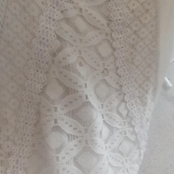 Cream shirt - Picture 4 of 5